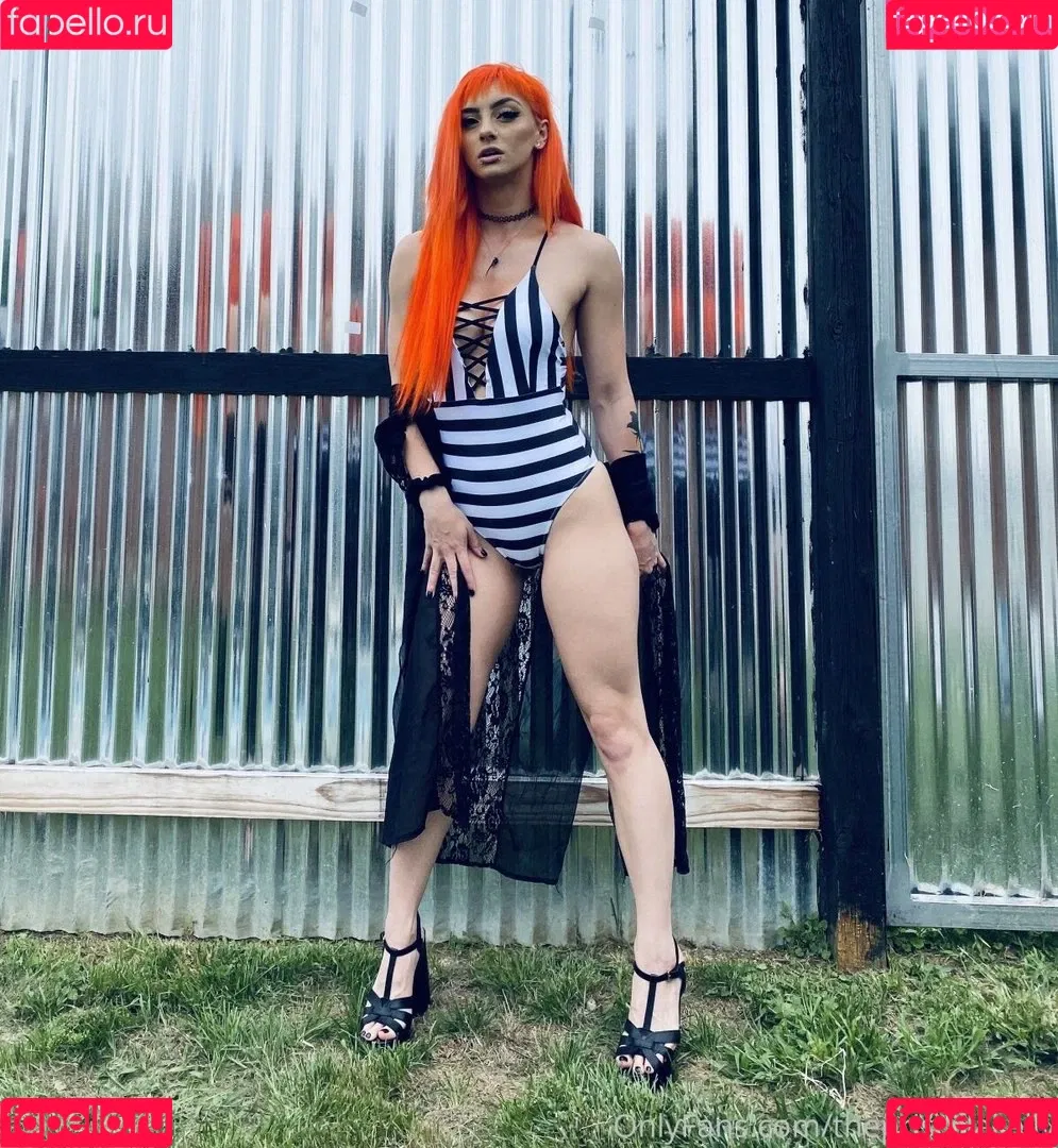 GiGi Dolan Onlyfans Photo Gallery 