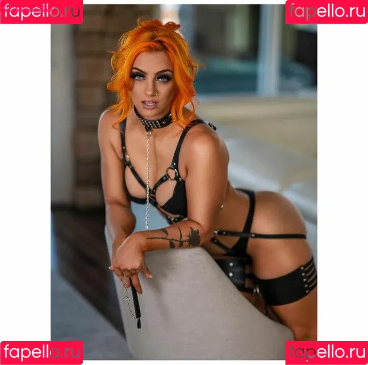 GiGi Dolan Onlyfans Photo Gallery 