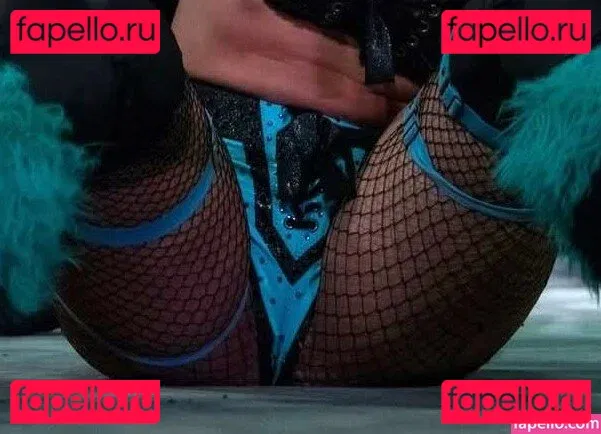 GiGi Dolan Onlyfans Photo Gallery 