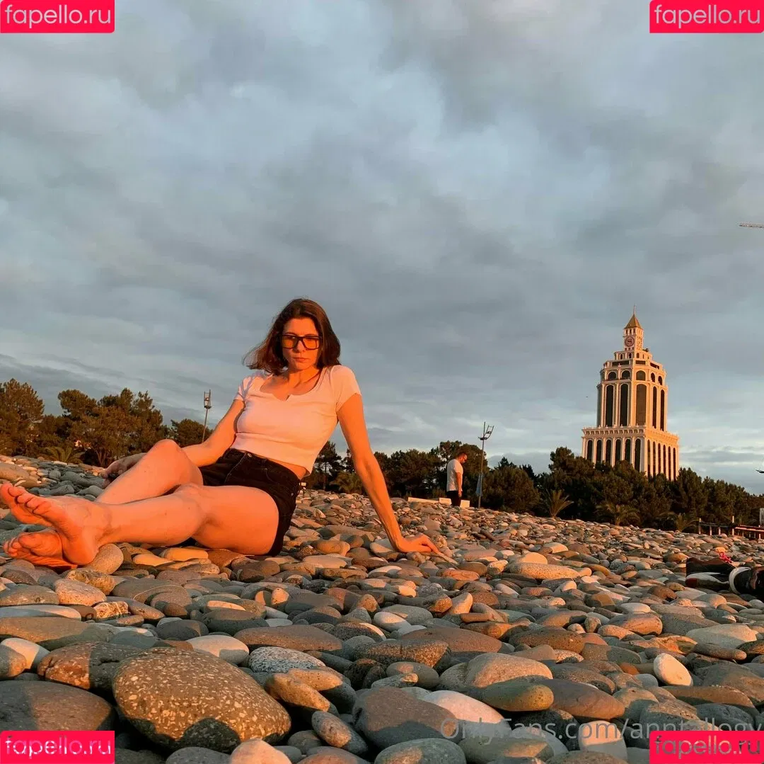 anntallogy Onlyfans Photo Gallery 