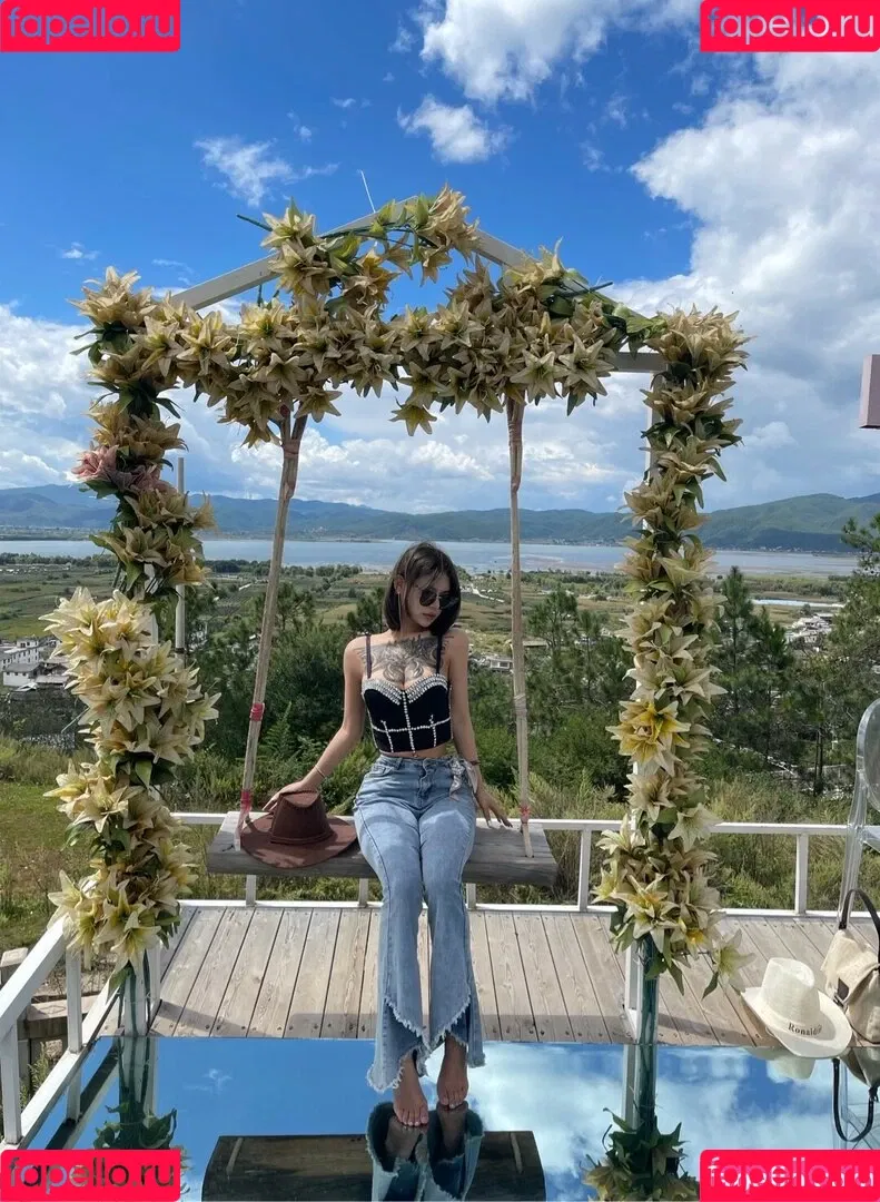 Deer_white Onlyfans Photo Gallery 