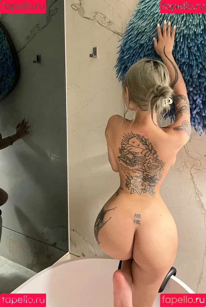 Deer_white Onlyfans Photo Gallery 