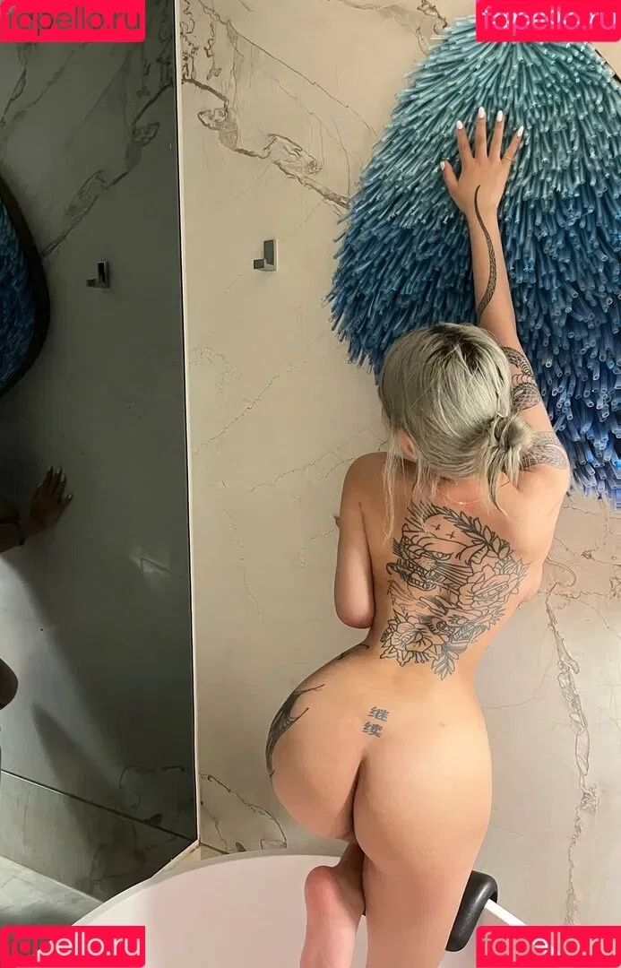Deer_white Onlyfans Photo Gallery 