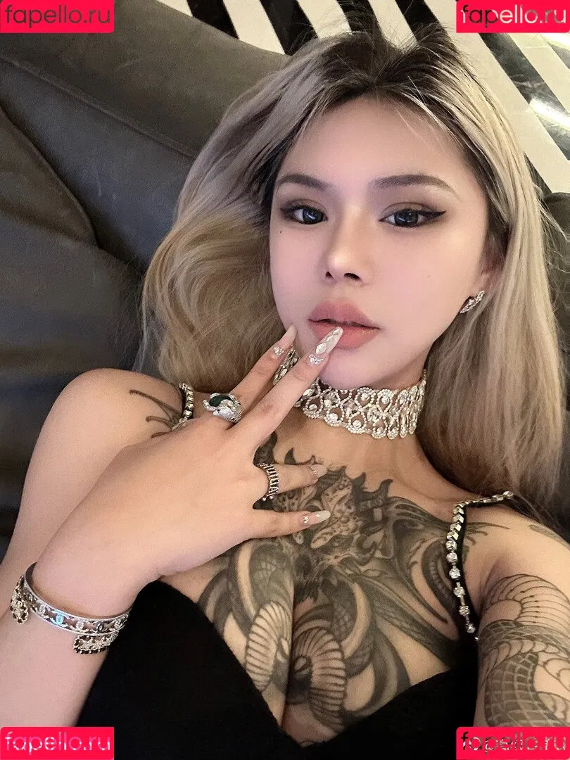 Deer_white Onlyfans Photo Gallery 