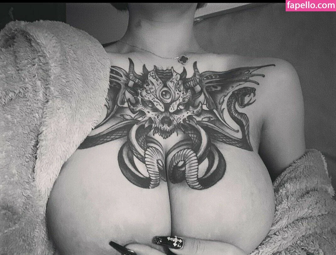 Deer_white Onlyfans Photo Gallery 