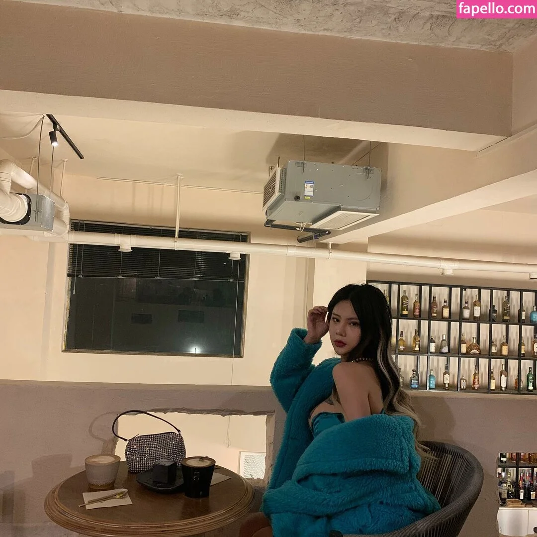 Deer_white Onlyfans Photo Gallery 