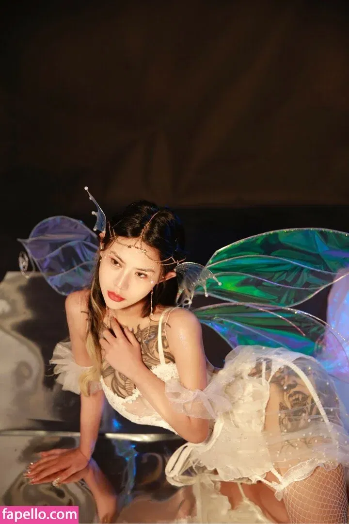 Deer_white Onlyfans Photo Gallery 