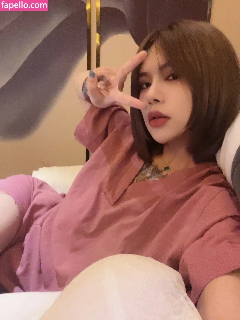 Deer_white Onlyfans Photo Gallery 