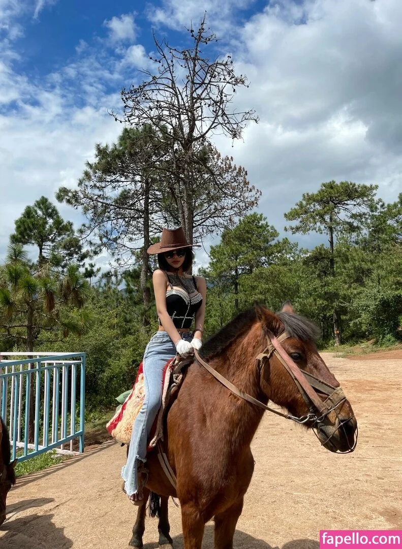 Deer_white Onlyfans Photo Gallery 