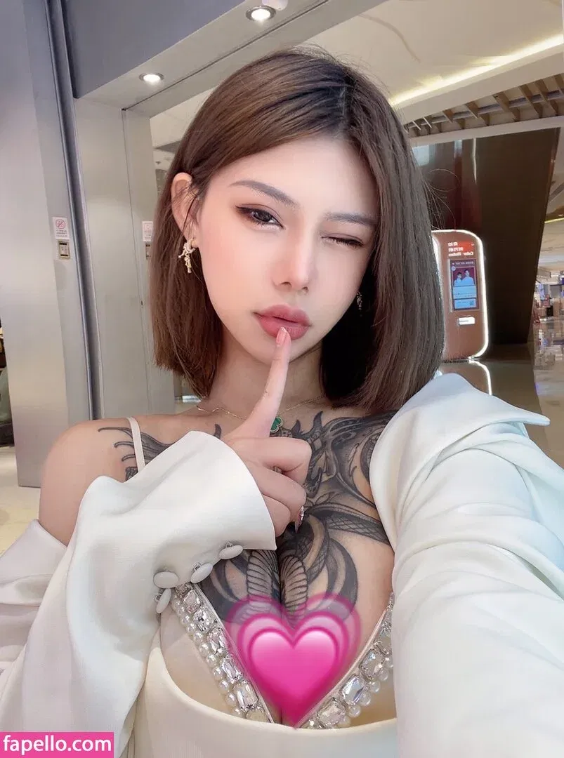 Deer_white Onlyfans Photo Gallery 