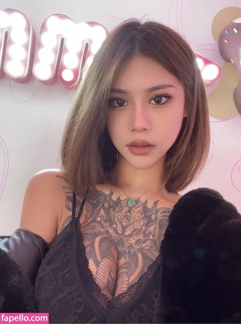 Deer_white Onlyfans Photo Gallery 