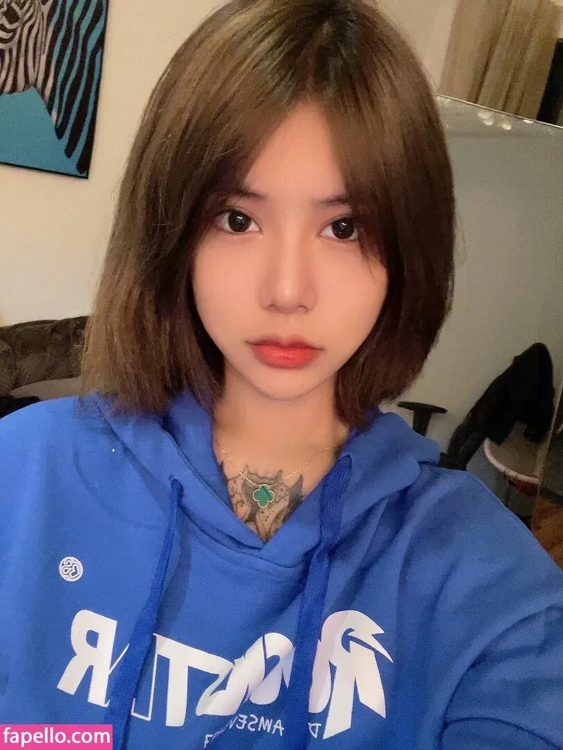 Deer_white Onlyfans Photo Gallery 