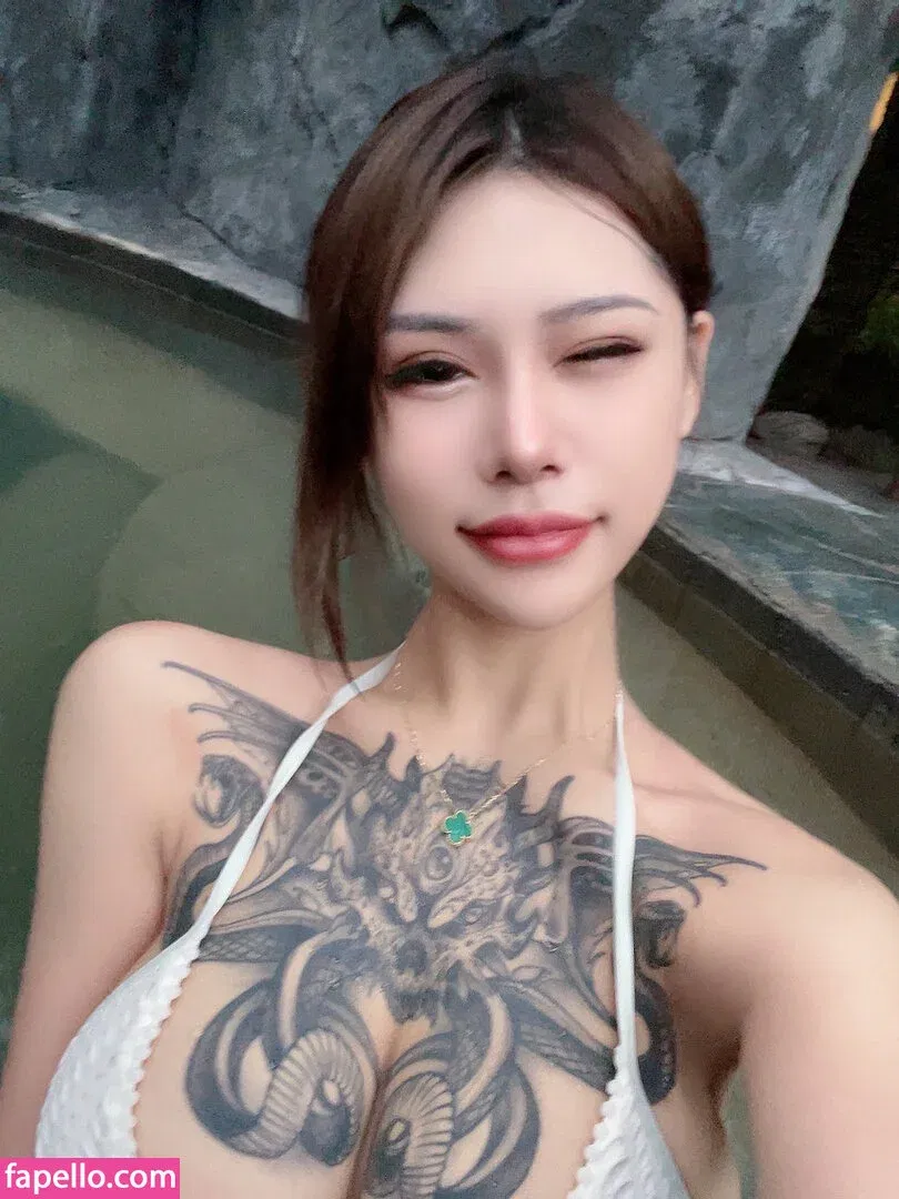 Deer_white Onlyfans Photo Gallery 