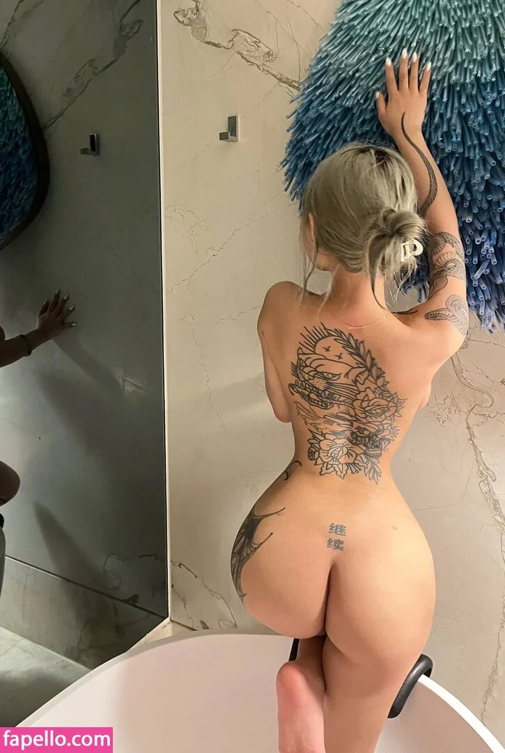 Deer_white Onlyfans Photo Gallery 