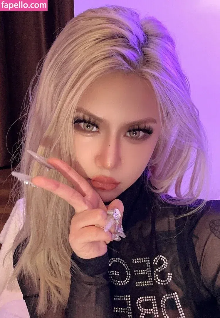 Deer_white Onlyfans Photo Gallery 