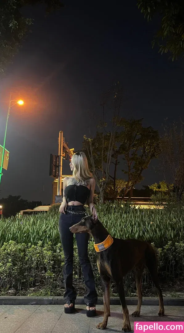 Deer_white Onlyfans Photo Gallery 