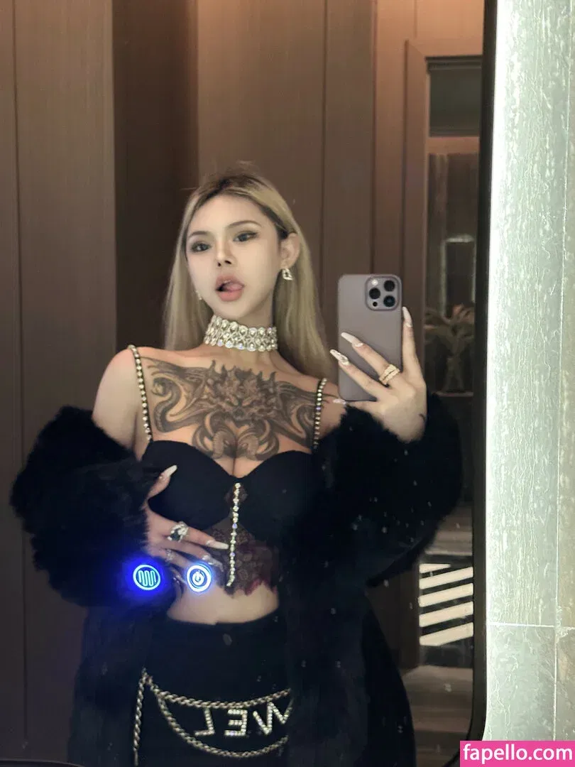 Deer_white Onlyfans Photo Gallery 