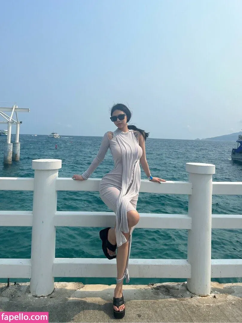 Deer_white Onlyfans Photo Gallery 