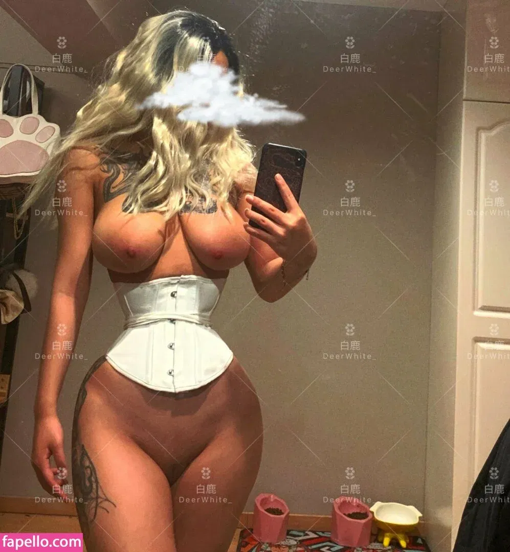Deer_white Onlyfans Photo Gallery 