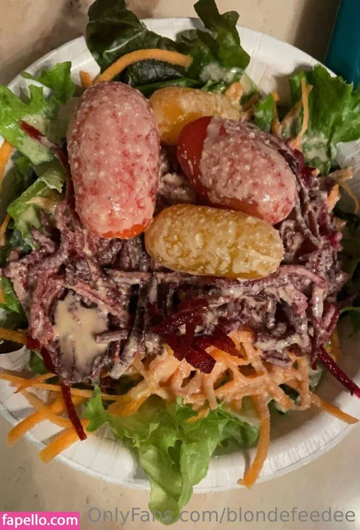 blondefeedee Onlyfans Photo Gallery 