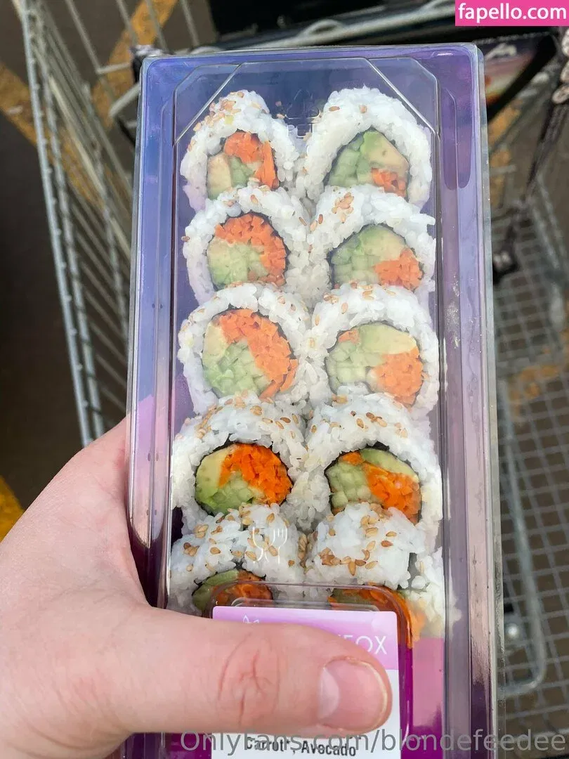 blondefeedee Onlyfans Photo Gallery 