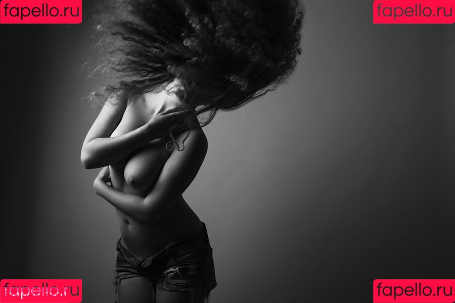 Emily Hamilton Onlyfans Photo Gallery 