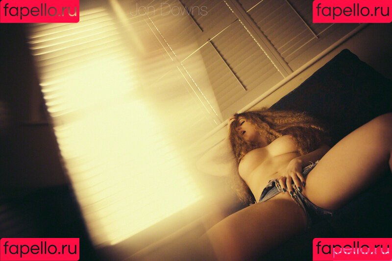 Emily Hamilton Onlyfans Photo Gallery 