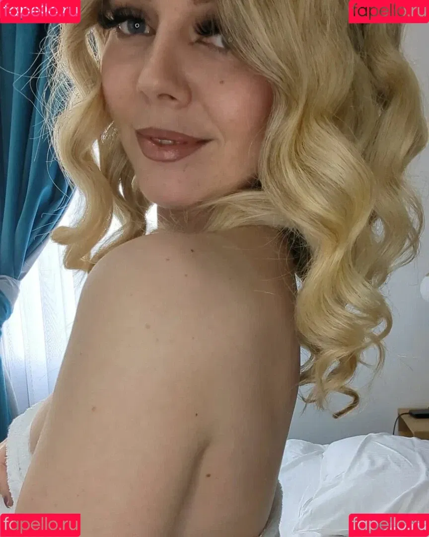 Aurora Indica Onlyfans Photo Gallery 