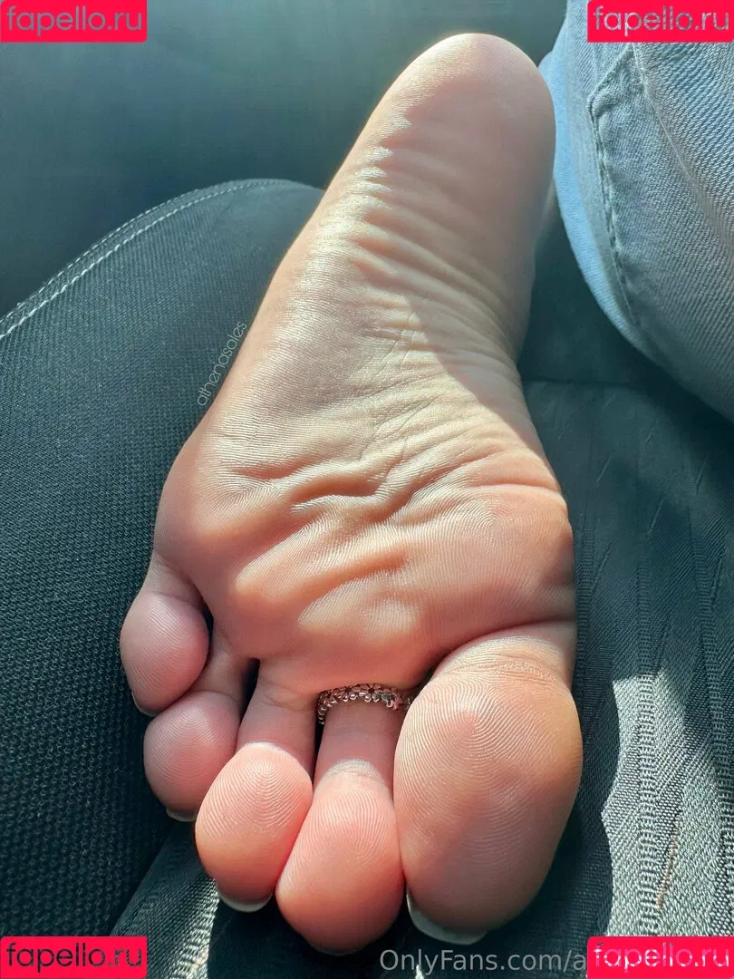 athenasoles Onlyfans Photo Gallery 