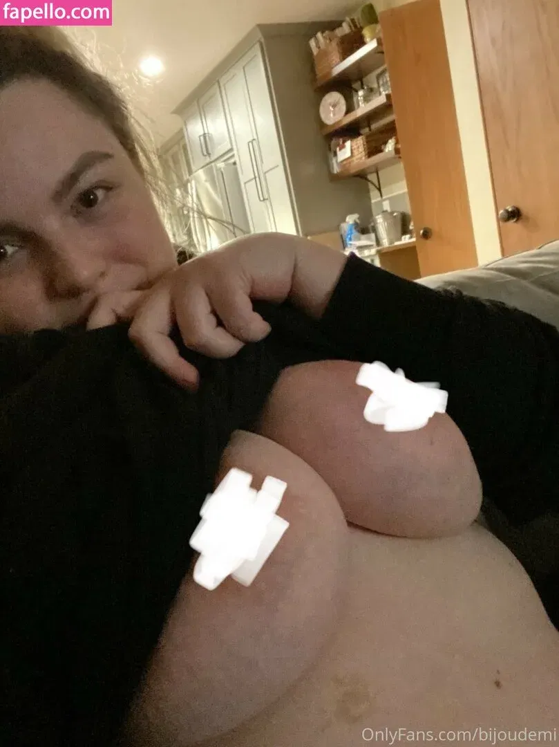 bijoudemi Onlyfans Photo Gallery 