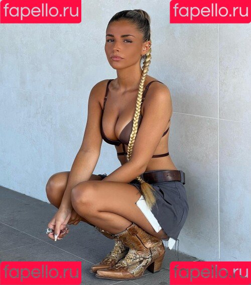 Carla Frigo Onlyfans Photo Gallery 