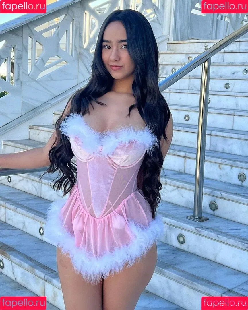 Valery Altamar Onlyfans Photo Gallery 