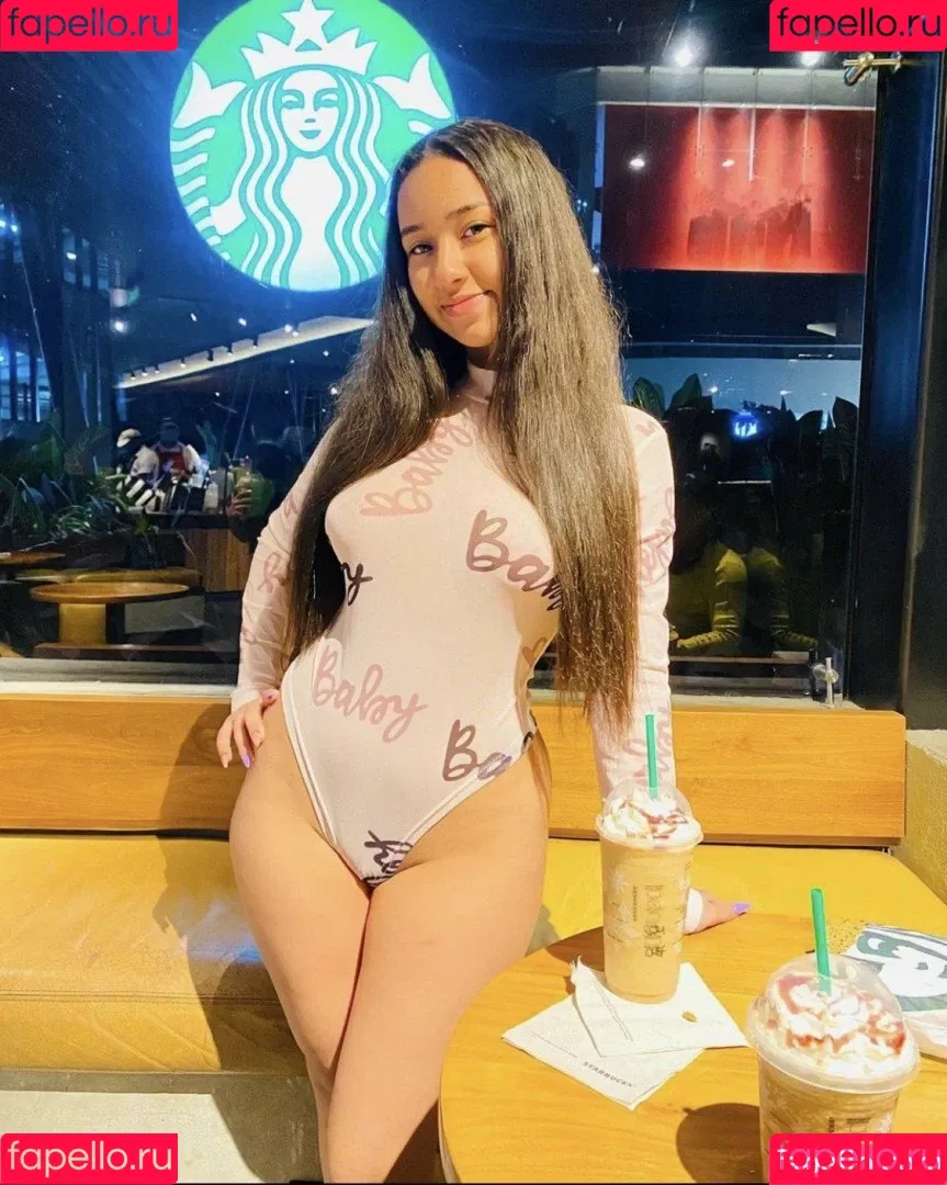 Valery Altamar Onlyfans Photo Gallery 