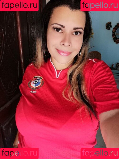 sororonga Onlyfans Photo Gallery 