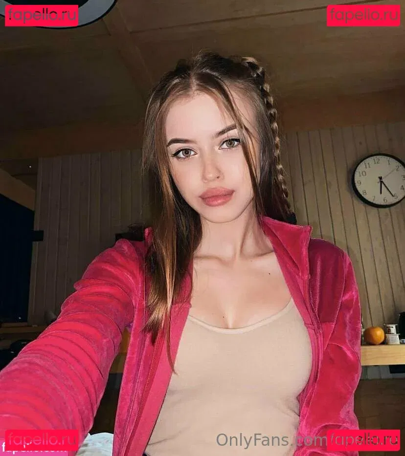 tinyellie Onlyfans Photo Gallery 