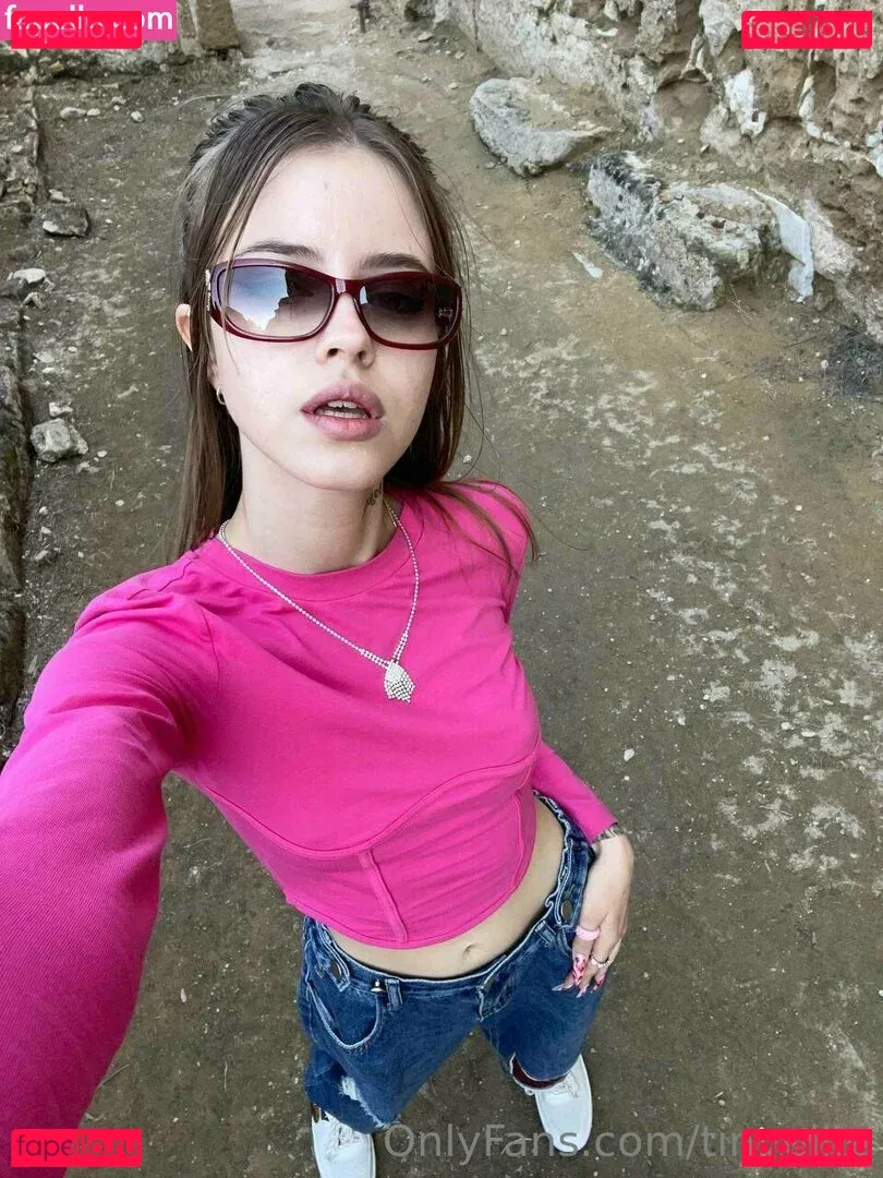 tinyellie Onlyfans Photo Gallery 