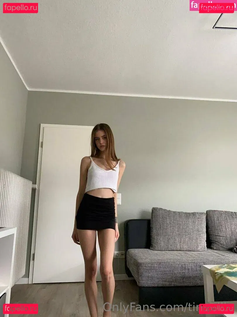 tinyellie Onlyfans Photo Gallery 