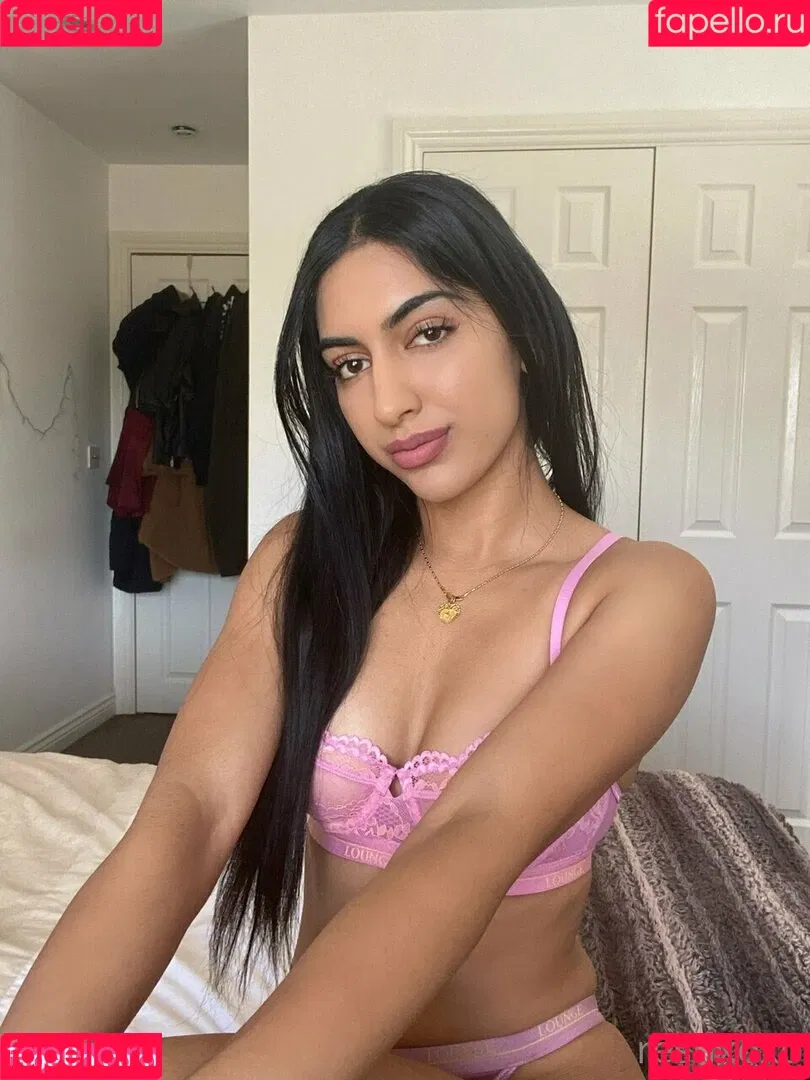 Resh Onlyfans Photo Gallery 