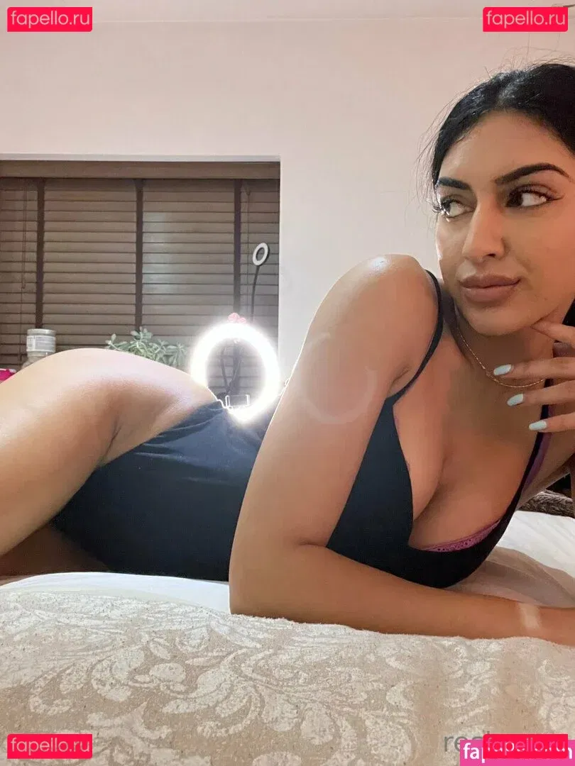 Resh Onlyfans Photo Gallery 