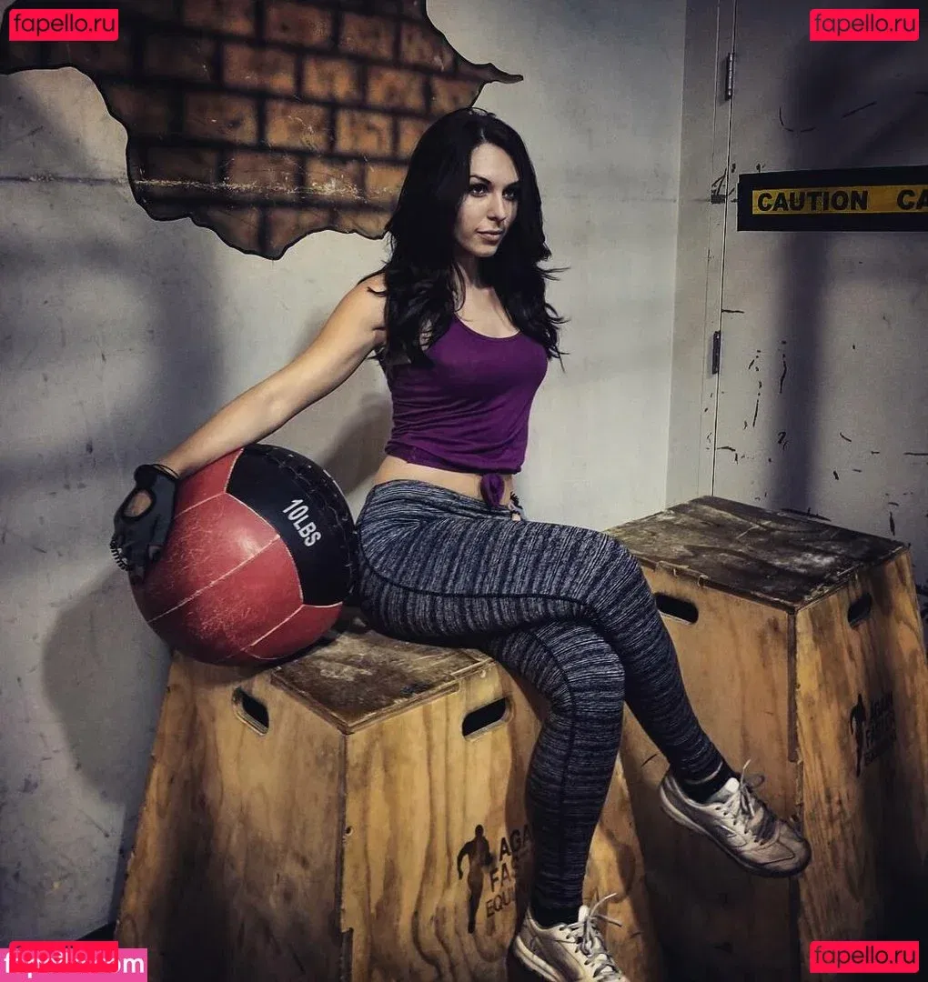 Cindy Brunet Onlyfans Photo Gallery 