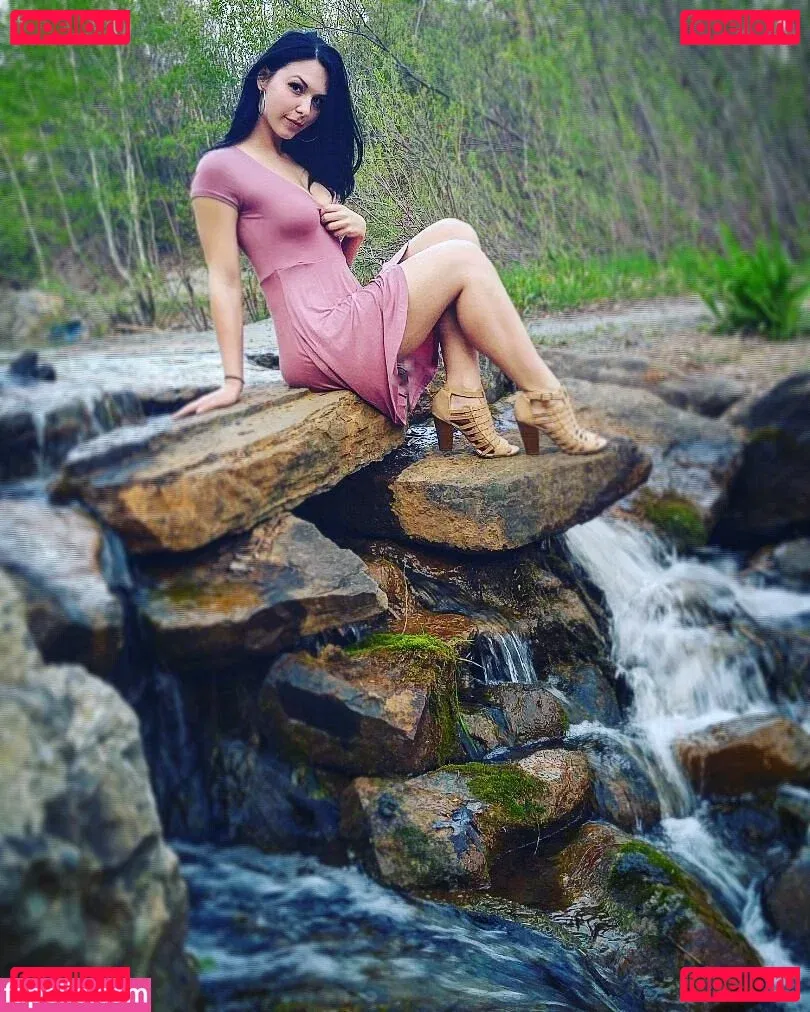 Cindy Brunet Onlyfans Photo Gallery 