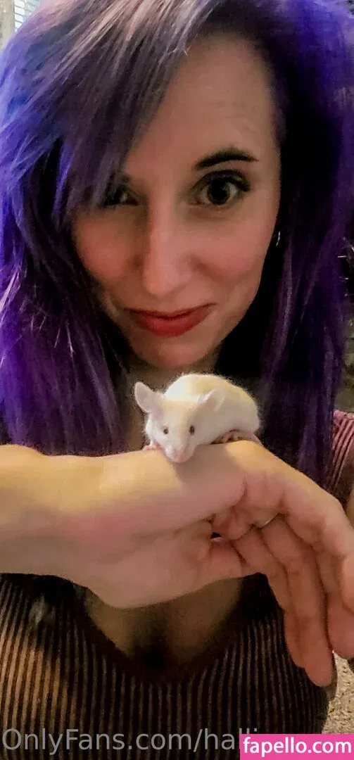 halliegregor Onlyfans Photo Gallery 