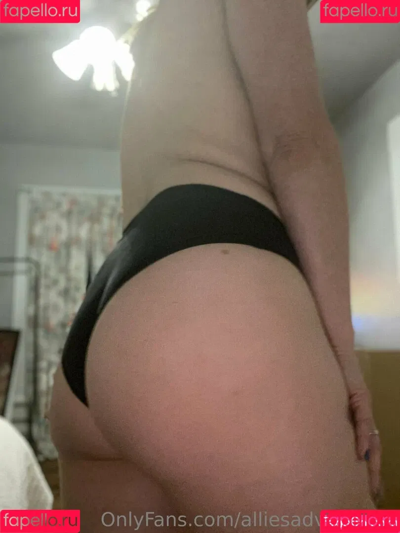 alliesadventures Onlyfans Photo Gallery 