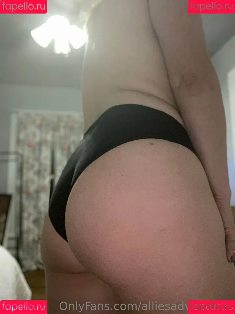 alliesadventures Onlyfans Photo Gallery 