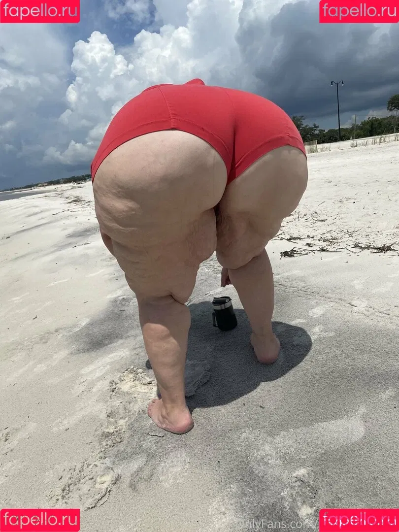 hourglassleigh Onlyfans Photo Gallery 