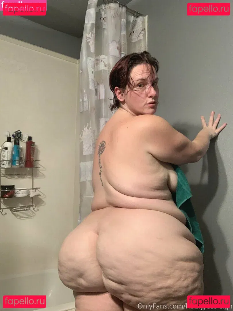 hourglassleigh Onlyfans Photo Gallery 