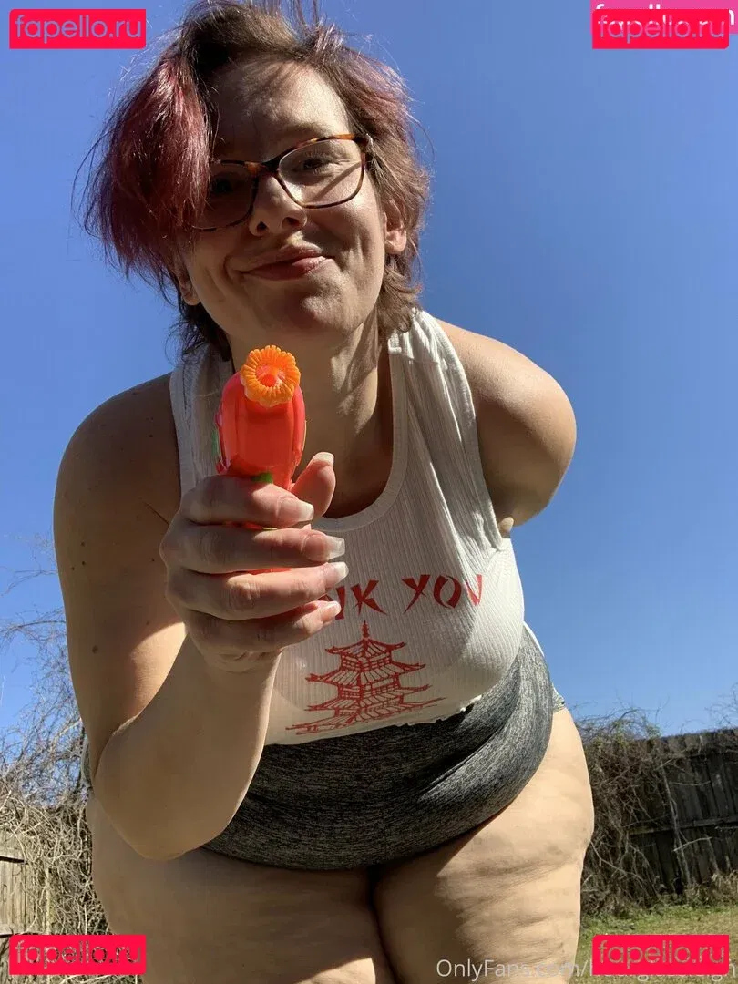 hourglassleigh Onlyfans Photo Gallery 