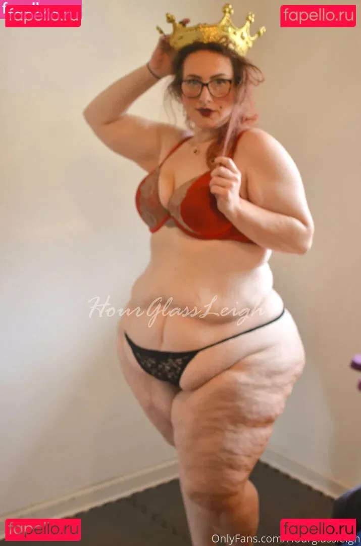 hourglassleigh Onlyfans Photo Gallery 