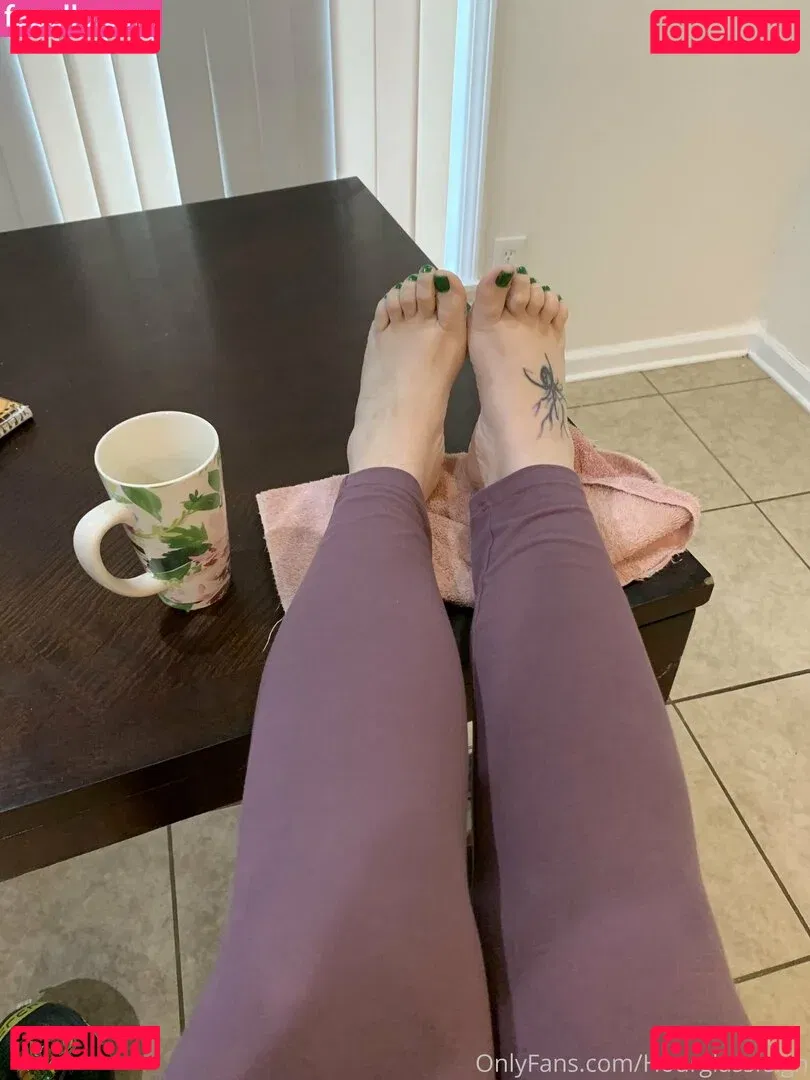 hourglassleigh Onlyfans Photo Gallery 