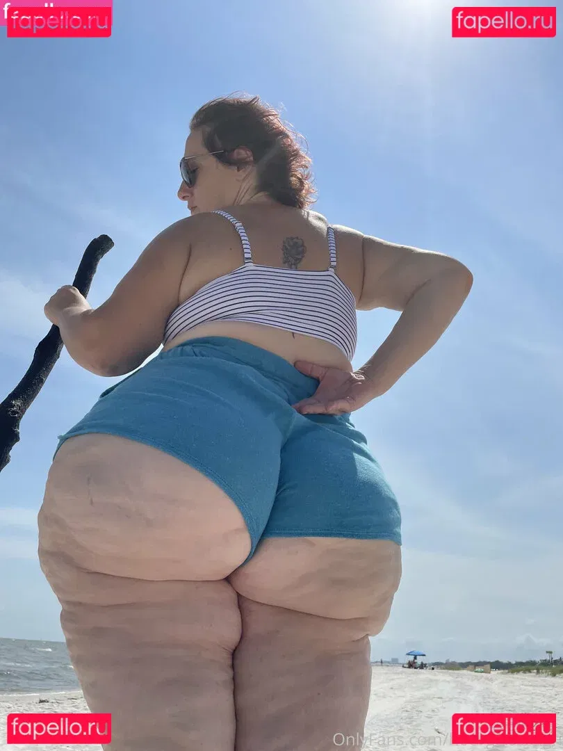 hourglassleigh Onlyfans Photo Gallery 